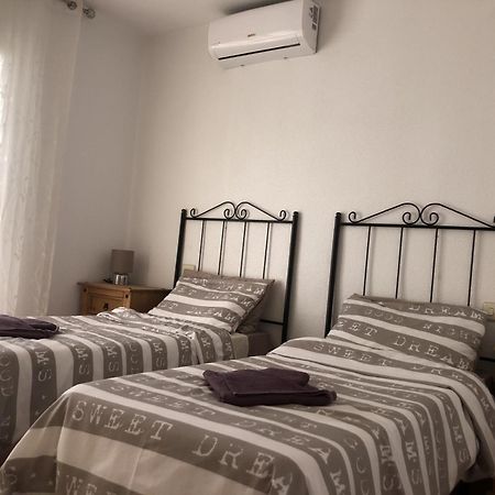 Puerto De Mazarron Large House With Roof Terrace & Sea Views-5 Guests Have 3 Bedrooms & 1 To 4 Guests Have 2 Bedrooms Kültér fotó